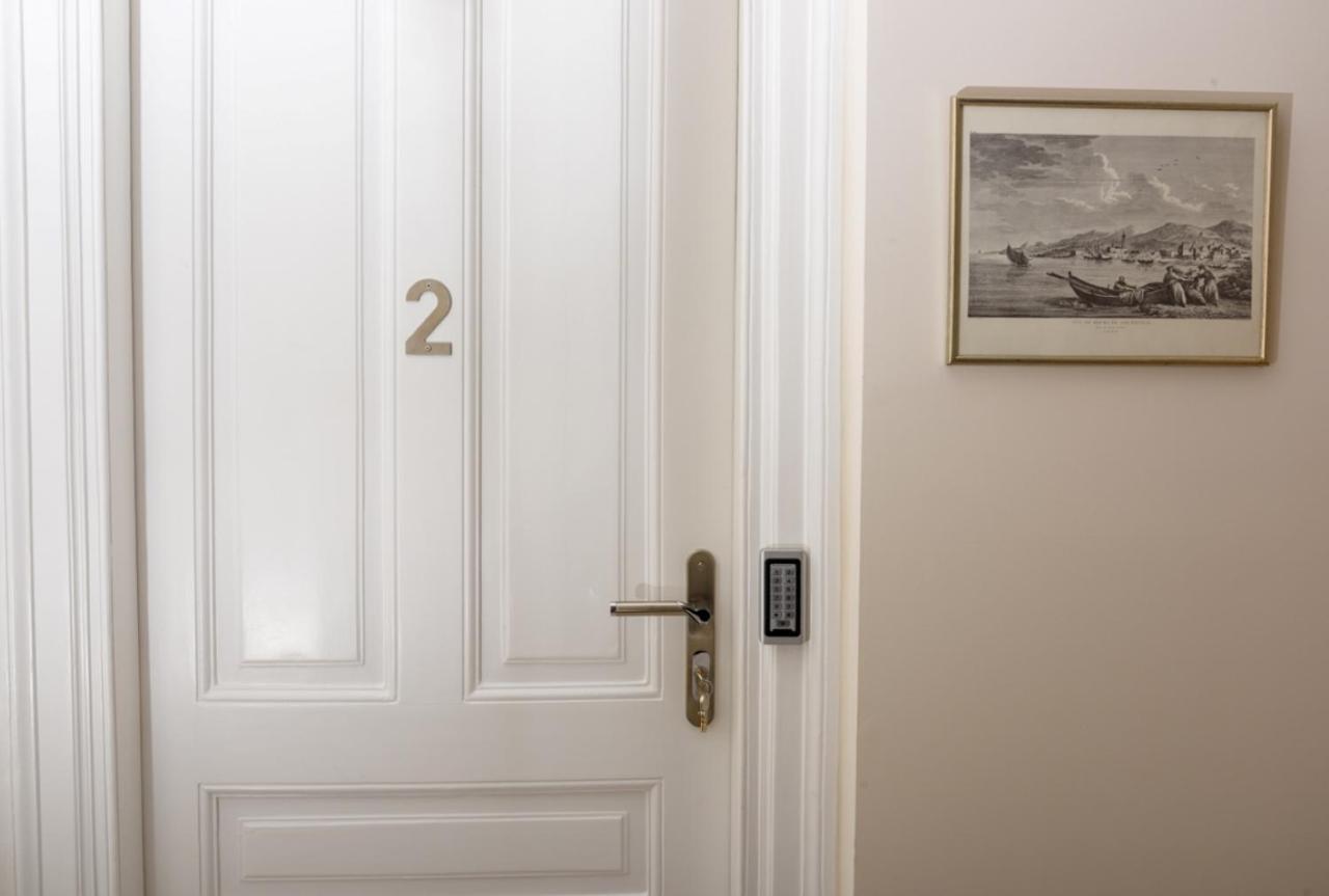 Bed and Breakfast Theasis Atenas Exterior foto