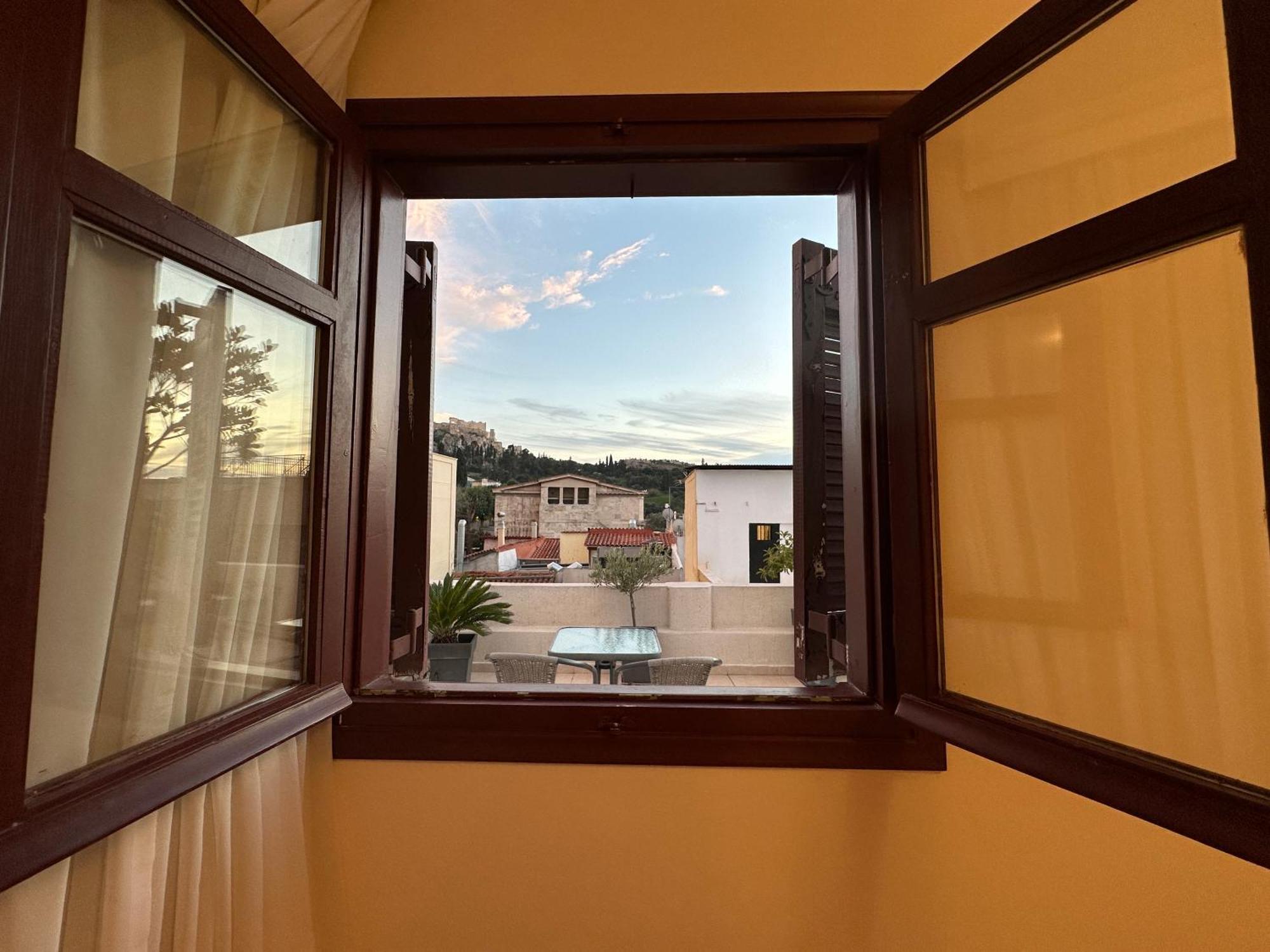 Bed and Breakfast Theasis Atenas Exterior foto