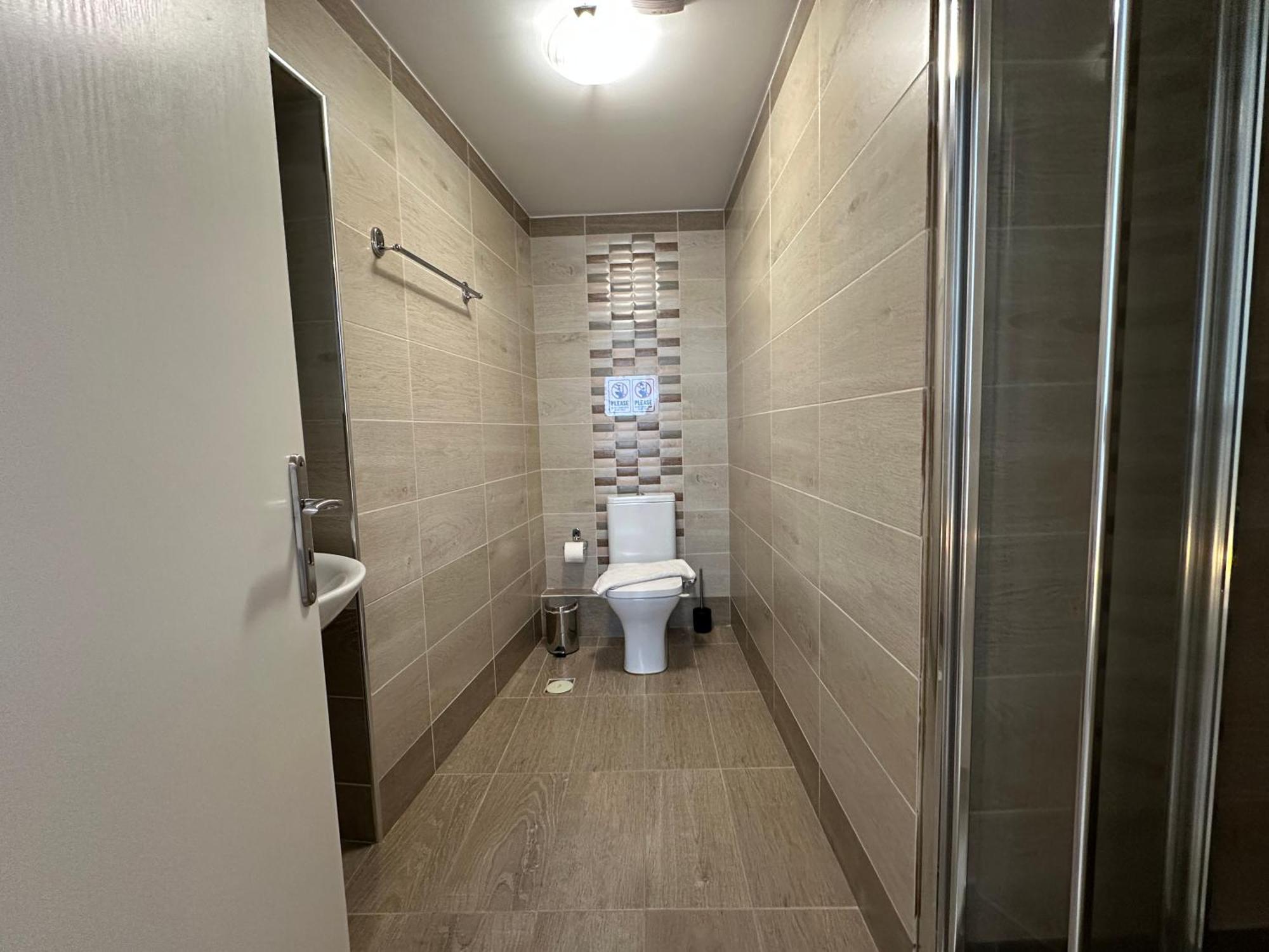 Bed and Breakfast Theasis Atenas Exterior foto